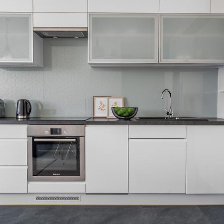 Pure Rental Apartments Wroclaw Bagian luar foto