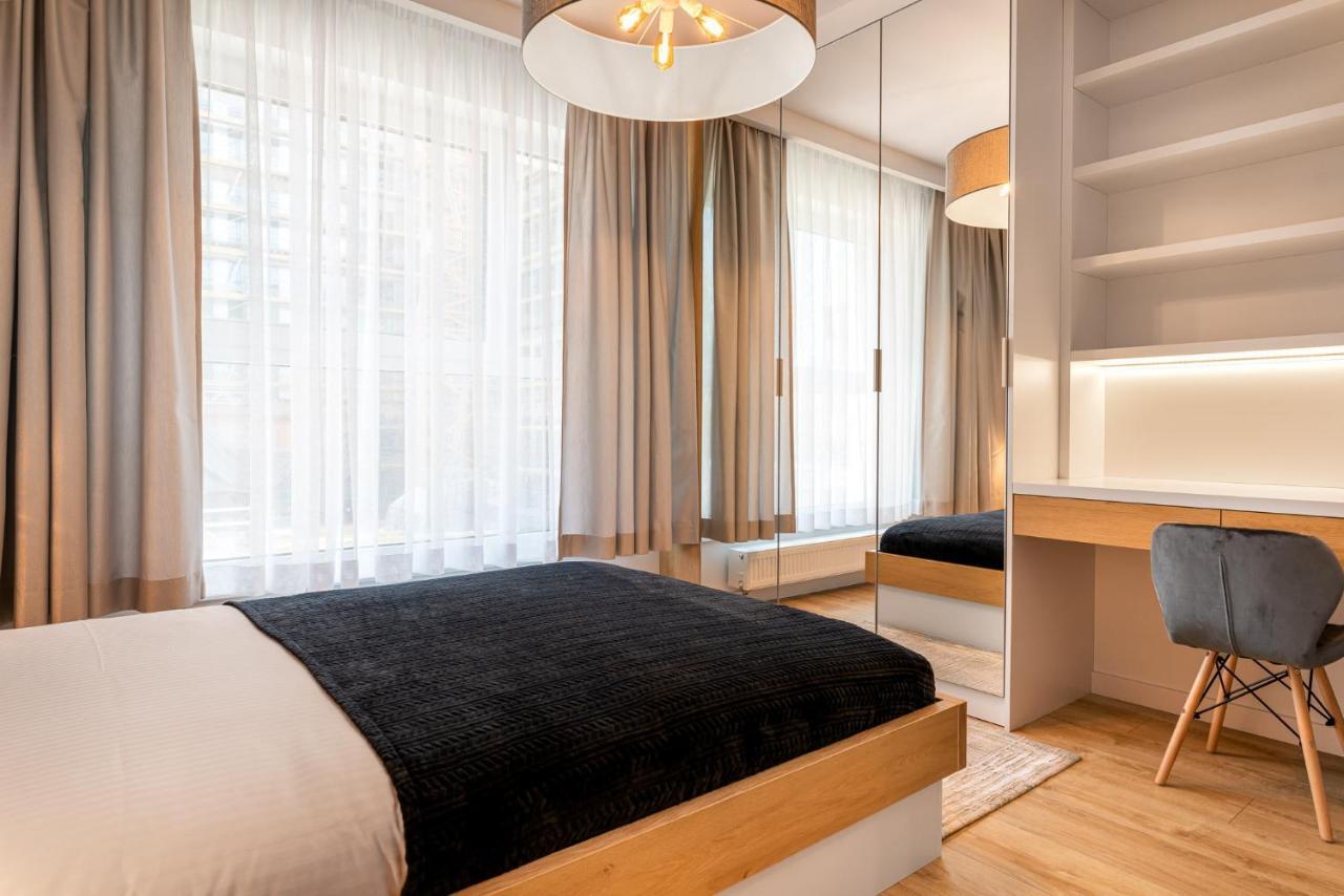 Pure Rental Apartments Wroclaw Bagian luar foto