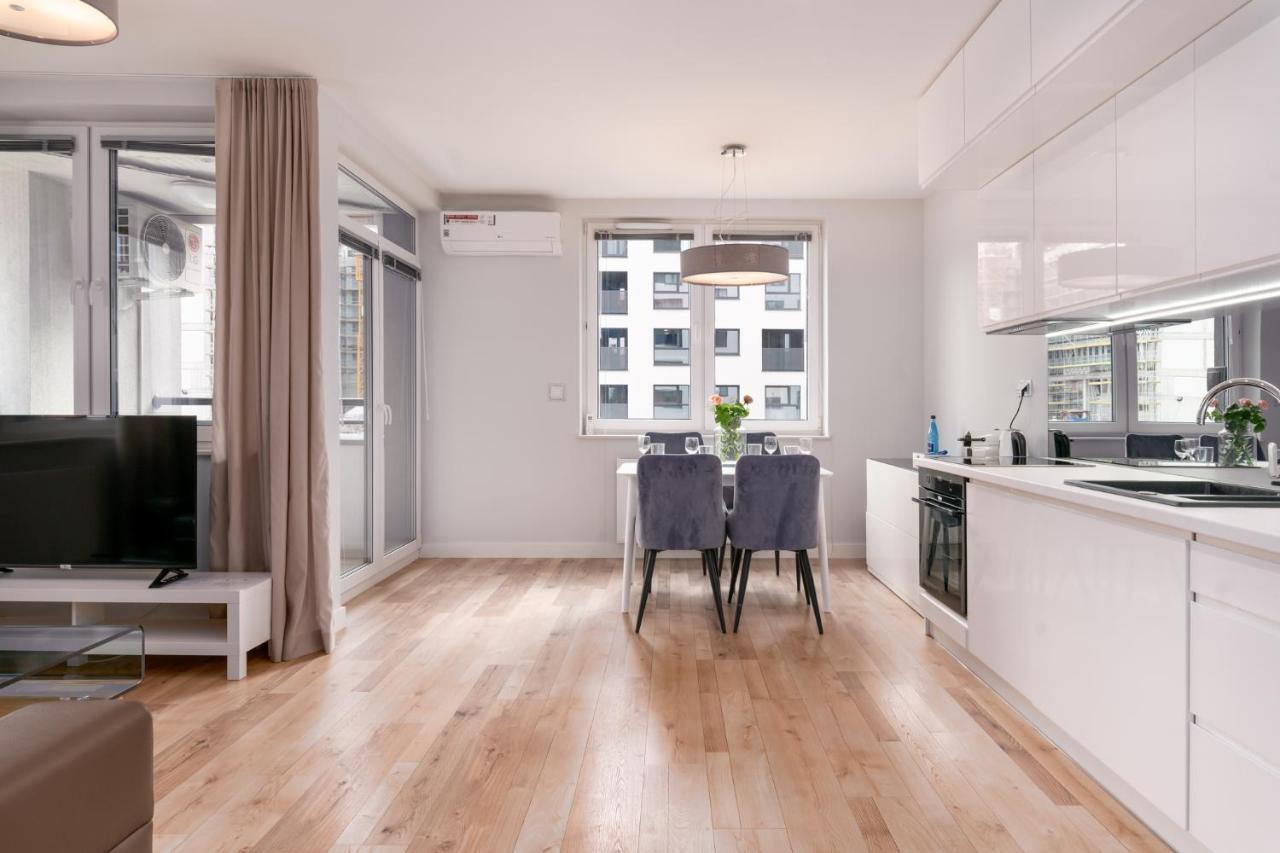 Pure Rental Apartments Wroclaw Bagian luar foto
