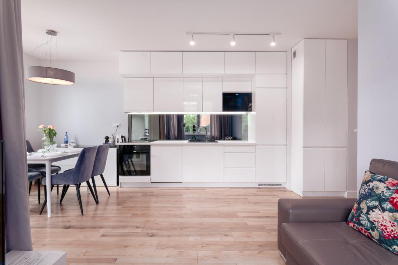 Pure Rental Apartments Wroclaw Bagian luar foto