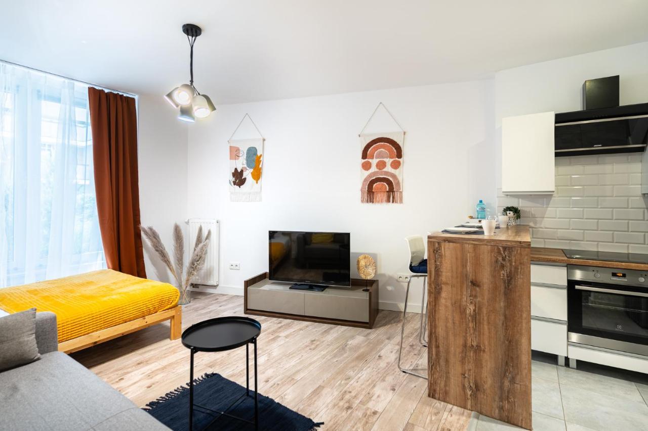 Pure Rental Apartments Wroclaw Bagian luar foto