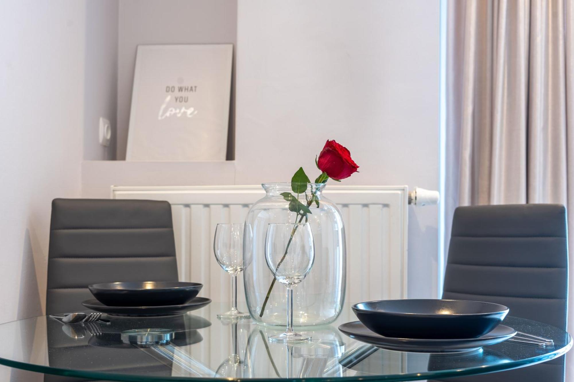 Pure Rental Apartments Wroclaw Bagian luar foto